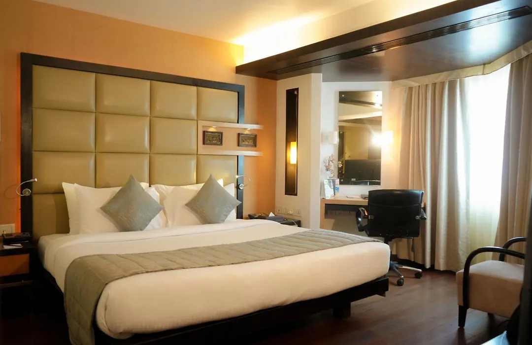 Ramee Guestline Hotel Juhu-1